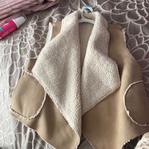 Fur vest
